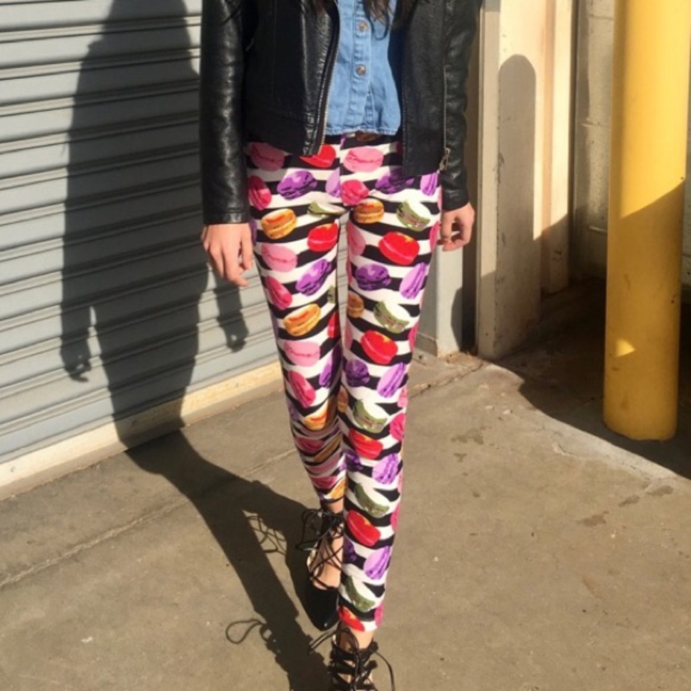 LuLaRoe Rare Macaroons leggings TC NWOT